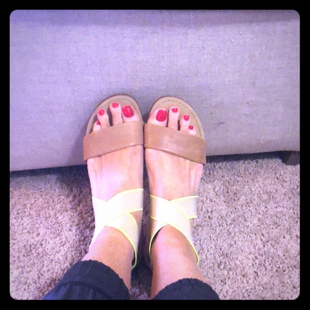 Splendid sandals